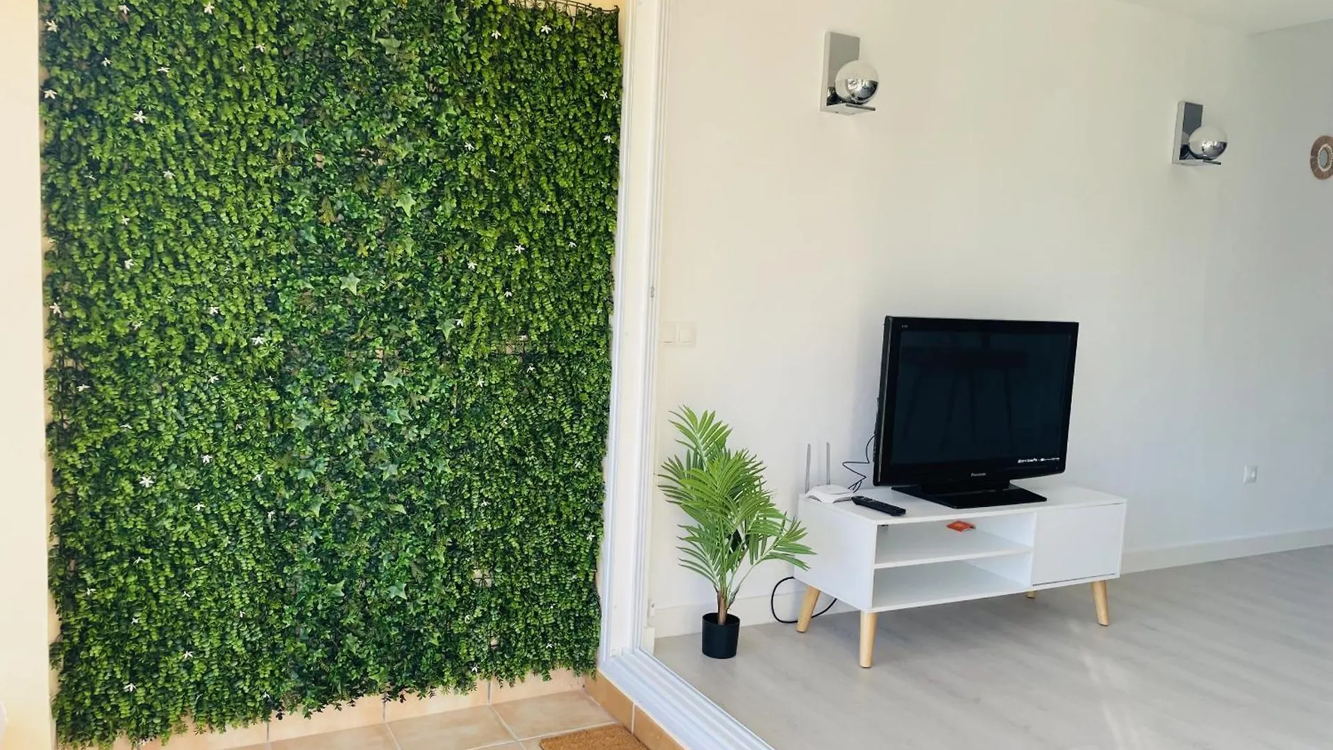 Apartamento Altos De Tamango Con Vistas Y Pisicina Nerja Espagne